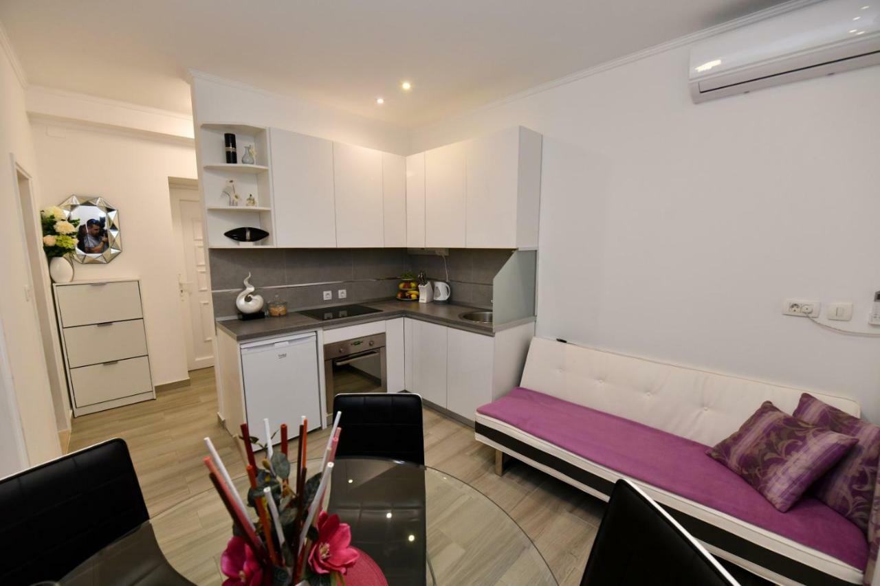 Apartment Cecilija Синь Екстер'єр фото