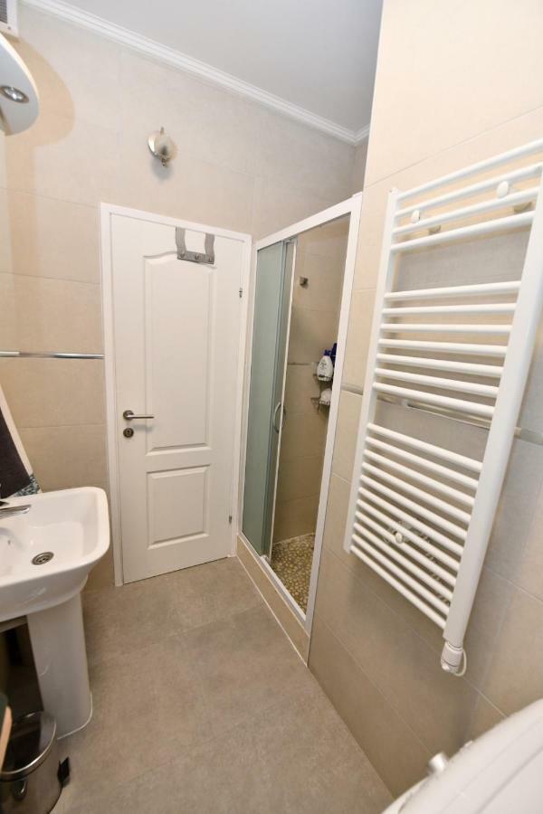 Apartment Cecilija Синь Екстер'єр фото